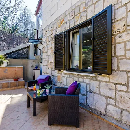 Veronika Apartman