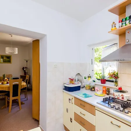 アパート Veronika